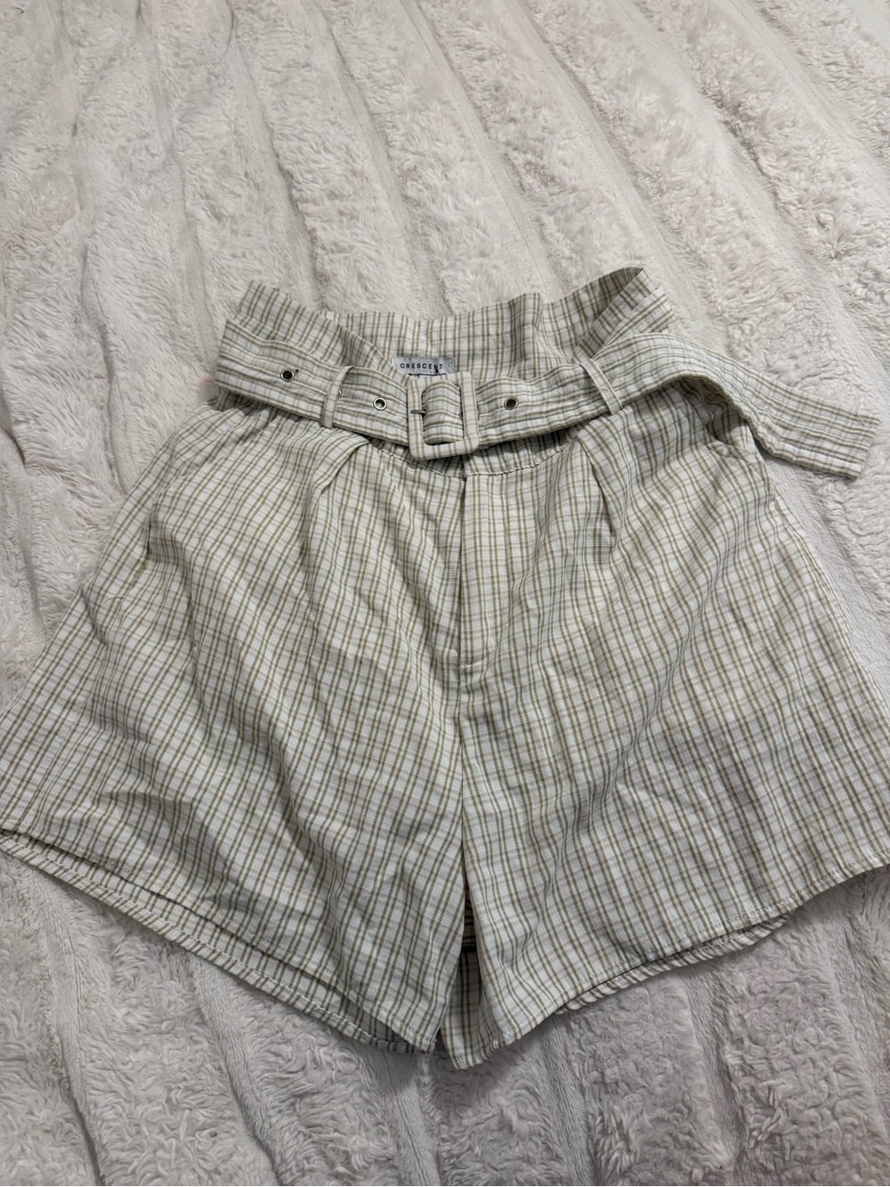Crescent High-Waist Belted Plaid Shorts - Cream & Olive Stripe